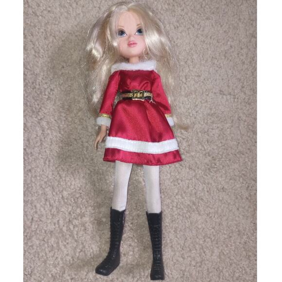 Mga Moxie Girls Doll Christmas - Picture 1 of 3